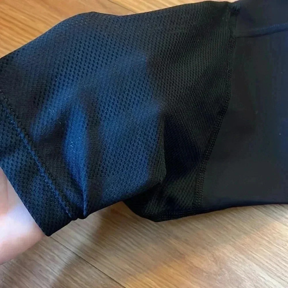 Nike Cropped Leggings - Picture 4 of 6